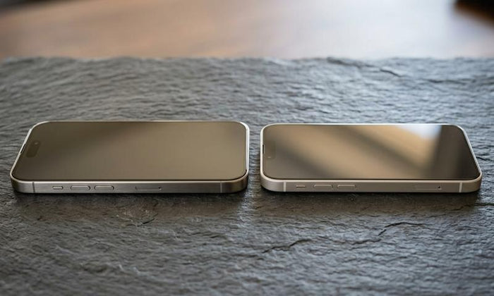 Apple iPhone 17 Pro Max (1.299€) vs iPhone 17e 5G (599€): ¿Cuál Elegir en la Nueva Generación de 2026?
