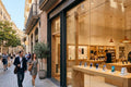 Dónde Comprar Móviles Baratos en Barcelona en 2026: Tienda Física en Carrer de Cartagena 309 vs Grandes Superficies